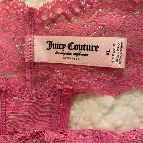 NWOT 2 EXTRA LARGE JUICY COUTURE THONGS - Picture 4 of 6